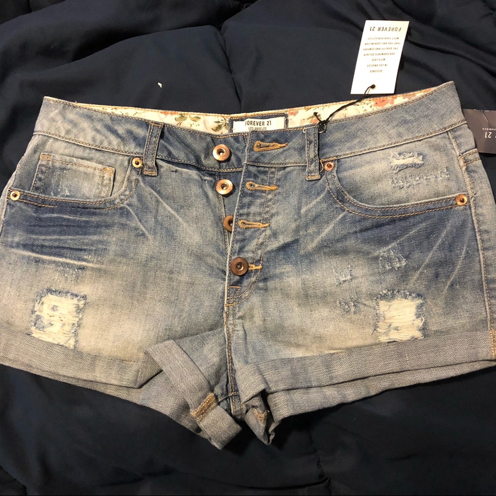 NWT F21 shorts